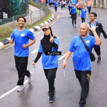 Runner Photo 7955757