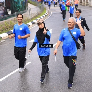Runner Photo 7955759
