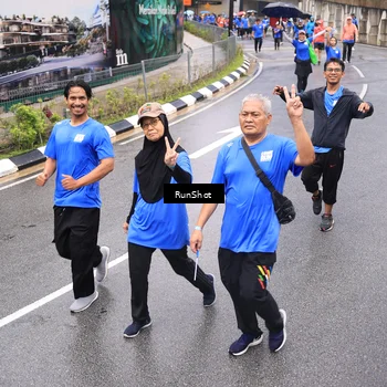 Runner Photo 7955767