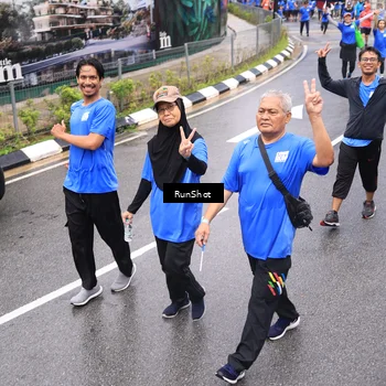 Runner Photo 7955768