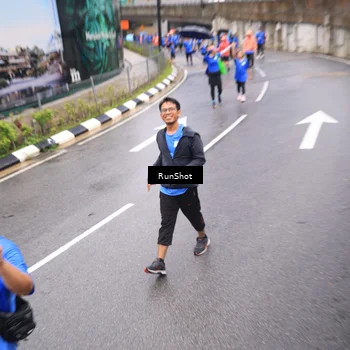 Runner Photo 7955779