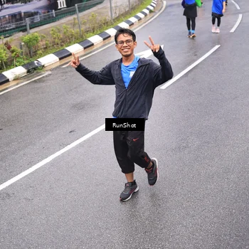 Runner Photo 7955784