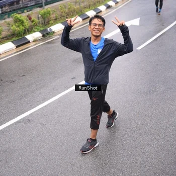 Runner Photo 7955790