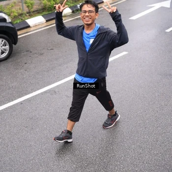 Runner Photo 7955798