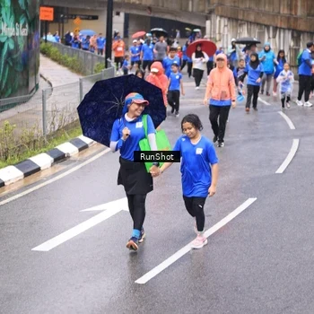 Runner Photo 7955821