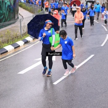 Runner Photo 7955823