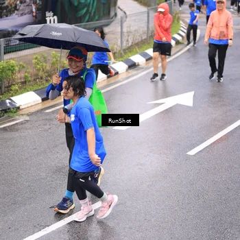 Runner Photo 7955842