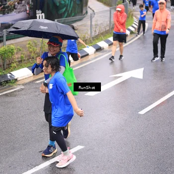 Runner Photo 7955846