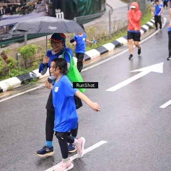Runner Photo 7955848