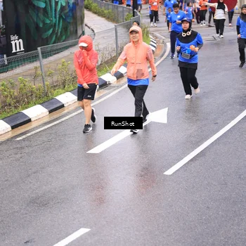 Runner Photo 7955863