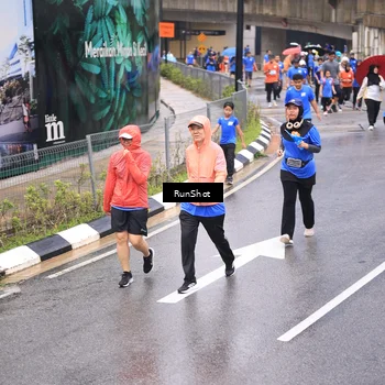 Runner Photo 7955866