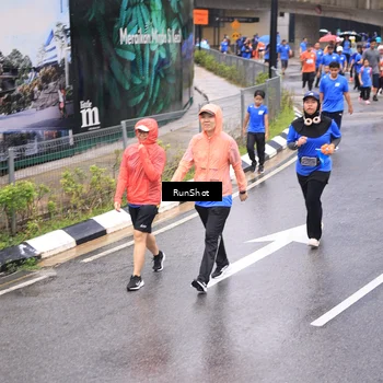 Runner Photo 7955869