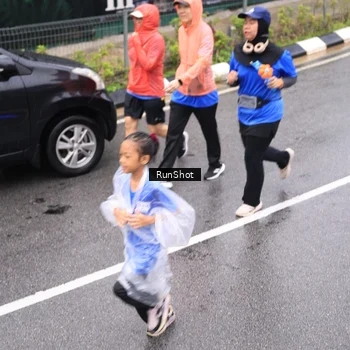 Runner Photo 7955899