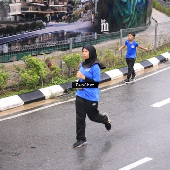 Runner Photo 7955908