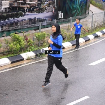 Runner Photo 7955910