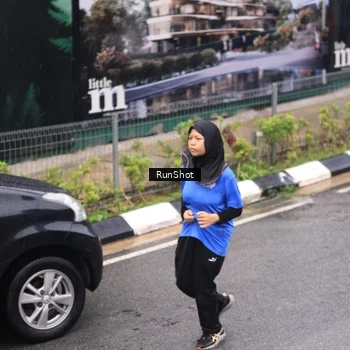 Runner Photo 7955914