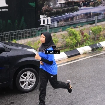 Runner Photo 7955919