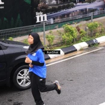 Runner Photo 7955921