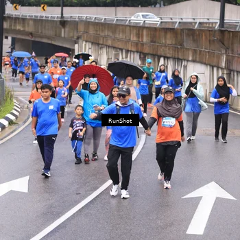 Runner Photo 7955940