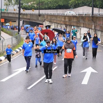Runner Photo 7955954