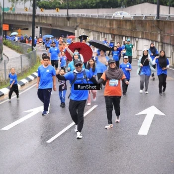 Runner Photo 7955957