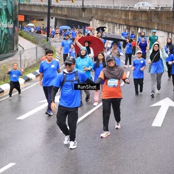Runner Photo 7955966