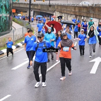 Runner Photo 7955978