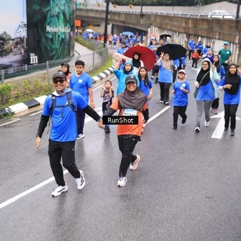 Runner Photo 7955987