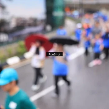 Runner Photo 7956022