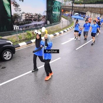 Runner Photo 7956037