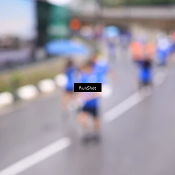 Runner Photo 7956071
