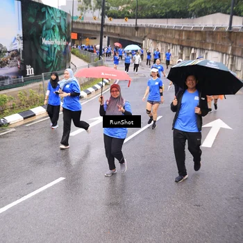 Runner Photo 7956078