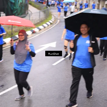 Runner Photo 7956088