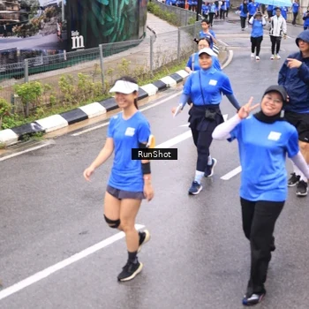 Runner Photo 7956119
