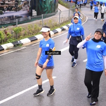 Runner Photo 7956124