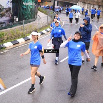 Runner Photo 7956132