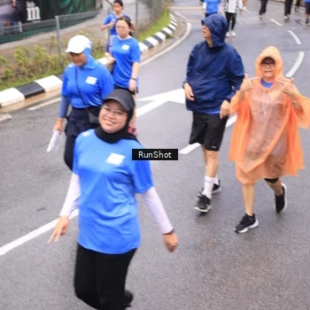 Runner Photo 7956135