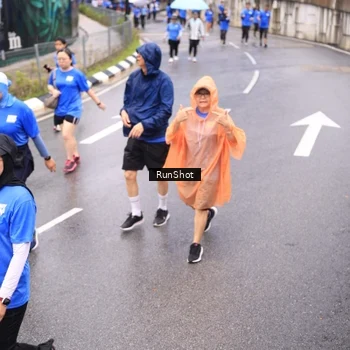 Runner Photo 7956141