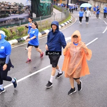 Runner Photo 7956148