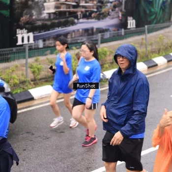 Runner Photo 7956157