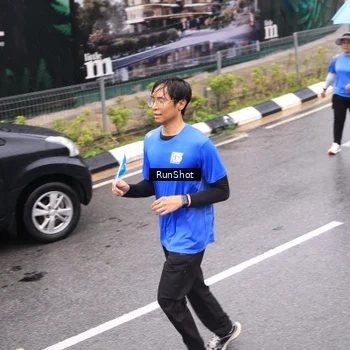 Runner Photo 7956181