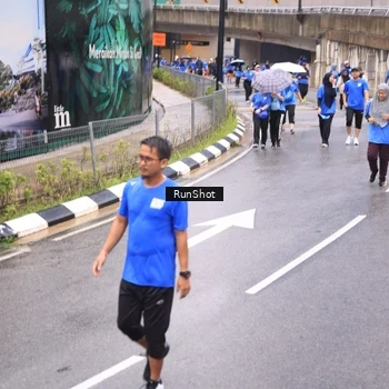 Runner Photo 7956228