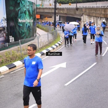 Runner Photo 7956233