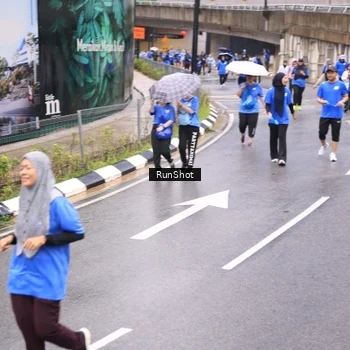 Runner Photo 7956239