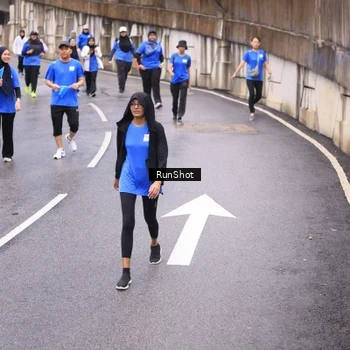 Runner Photo 7956243