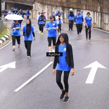 Runner Photo 7956250