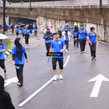 Runner Photo 7956271