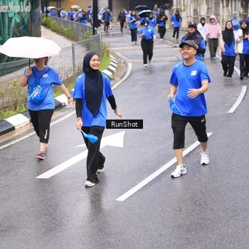 Runner Photo 7956283