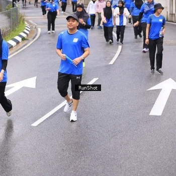 Runner Photo 7956294