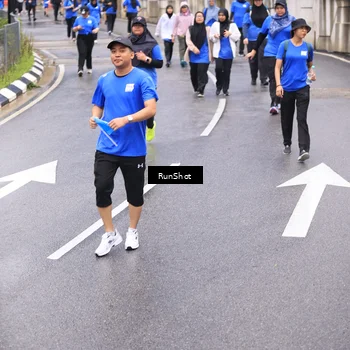 Runner Photo 7956295